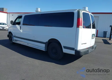 2001 Chevrolet Express from USA, damaged, VIN 1GAHG39R611143203